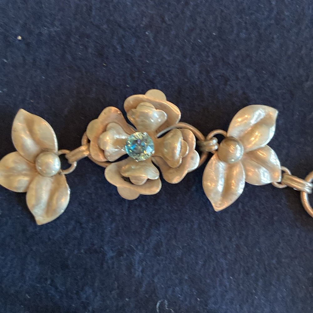Source Unknown Silver Floral Bracelet With Blue A… - image 2